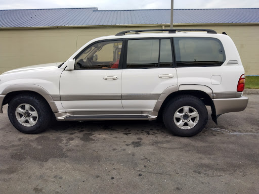 Diamond Car Wash And Deli